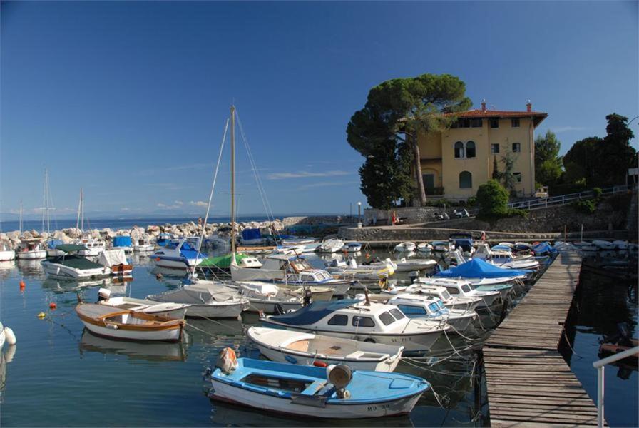 Apartments Miro Ičići 外观 照片