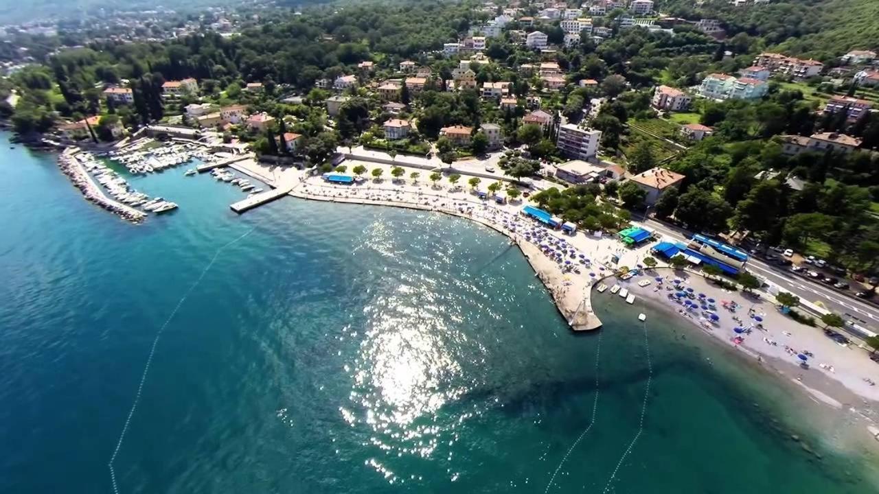 Apartments Miro Ičići 外观 照片